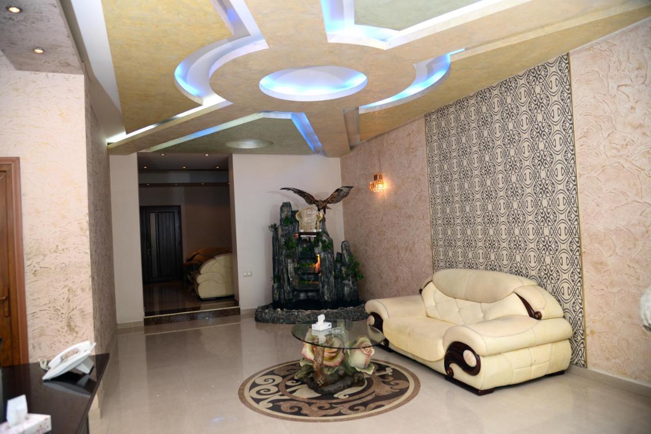 Royal Plus Hotel Yerevan Exterior photo